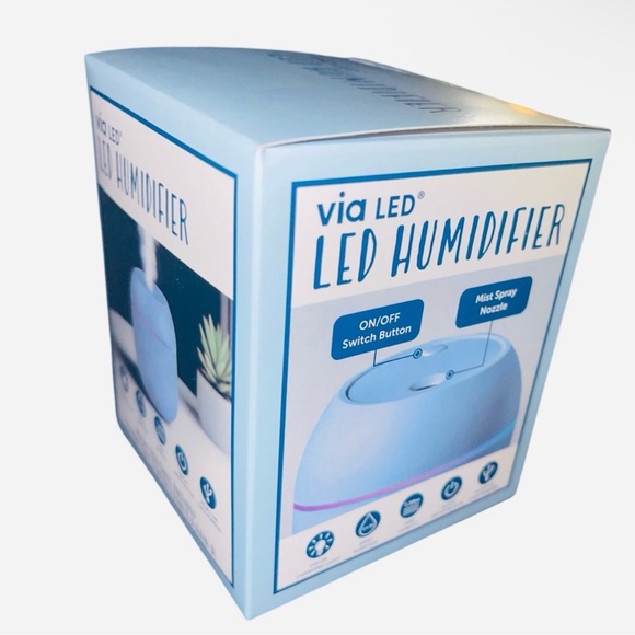 Mini LED Humidifier (Blue) - Picture 3 of 3